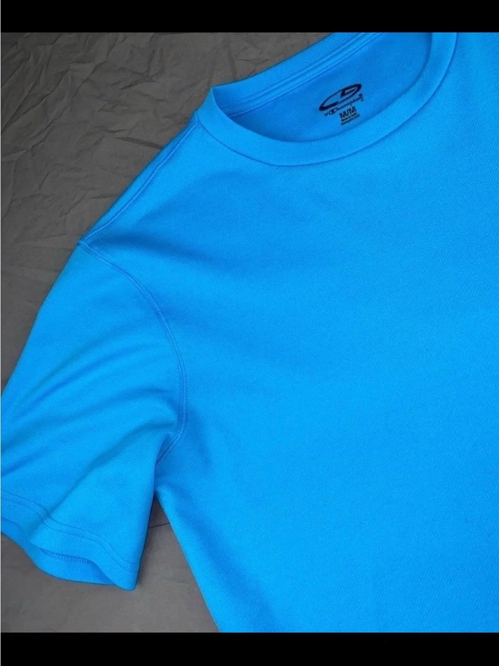 Champion Tshirt - Picture 4 of 12
